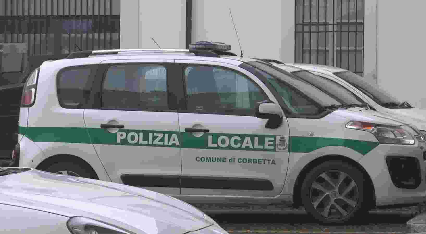 Corbetta: Comandante dei vigili fermata con droga in auto