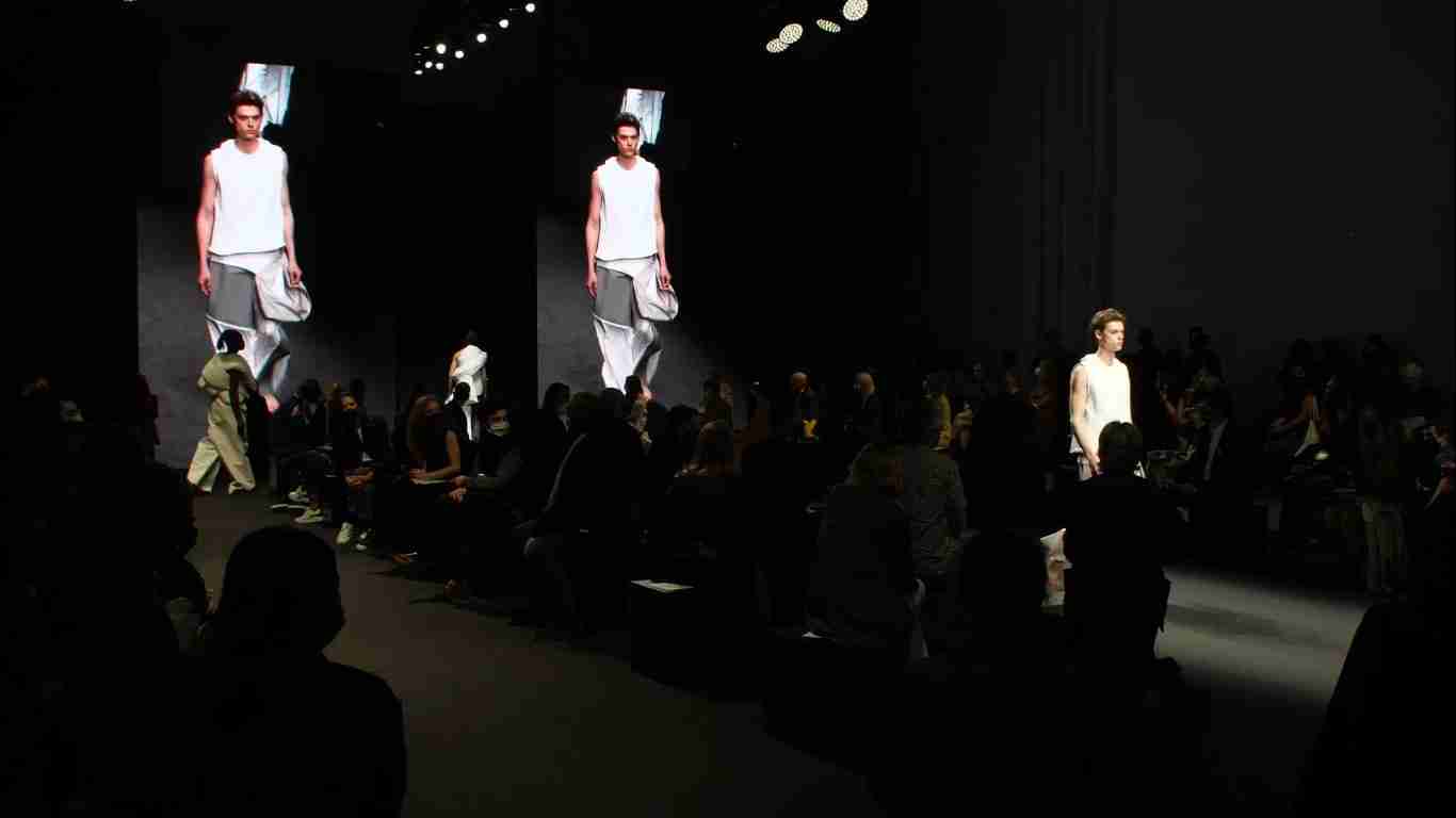 La pandemia non ferma la Fashion Week, 124 eventi tra digitale e in presenza