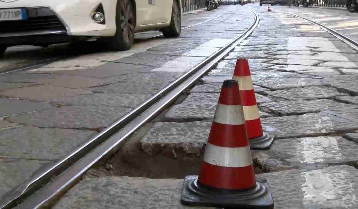 Buche sulle strade, Bolognini e la Lega attaccano il Comune
