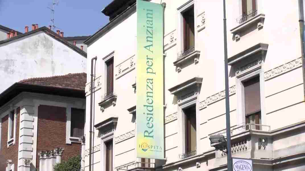 A Milano le RSA piene solo al 72%, la paura dei contagi costringe a lavorare in perdita
