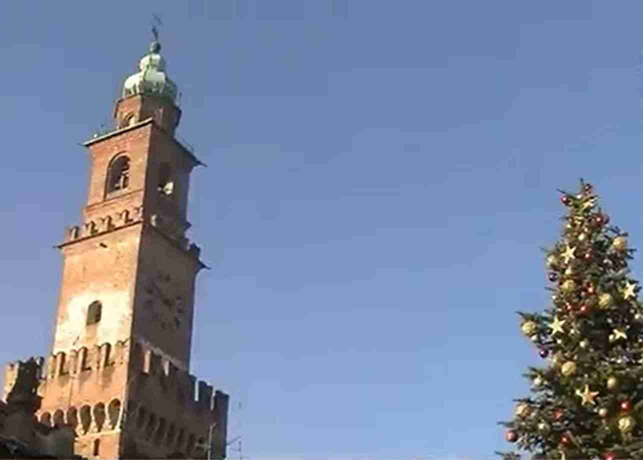 Nonostante la crisi a Vigevano non si rinuncia all’acquisto dei regali di Natale