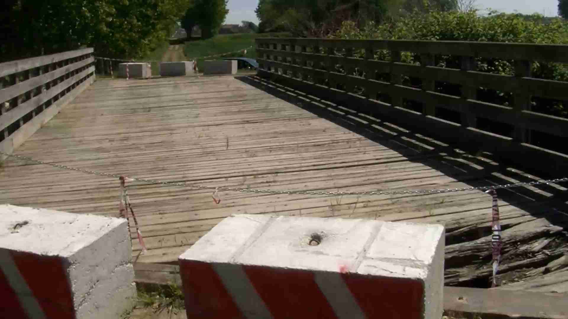 Ponte di Palestro, il Tar dà ragione a Est Sesia: deve riaprire ai mezzi agricoli