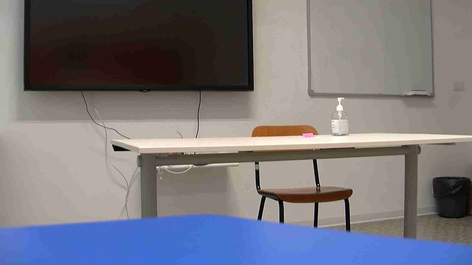 Precari della scuola senza stipendio da mesi: ”Bisogna snellire la burocrazia”