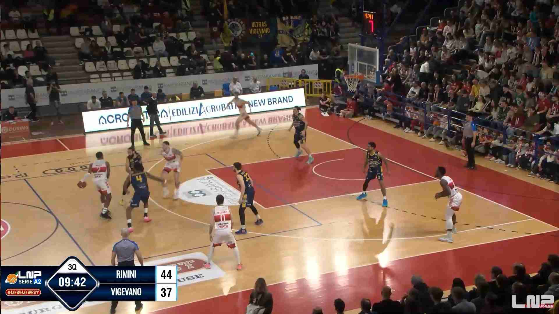 Basket A2, Vigevano paga gli infortuni e cede le armi a una Rimini in forma