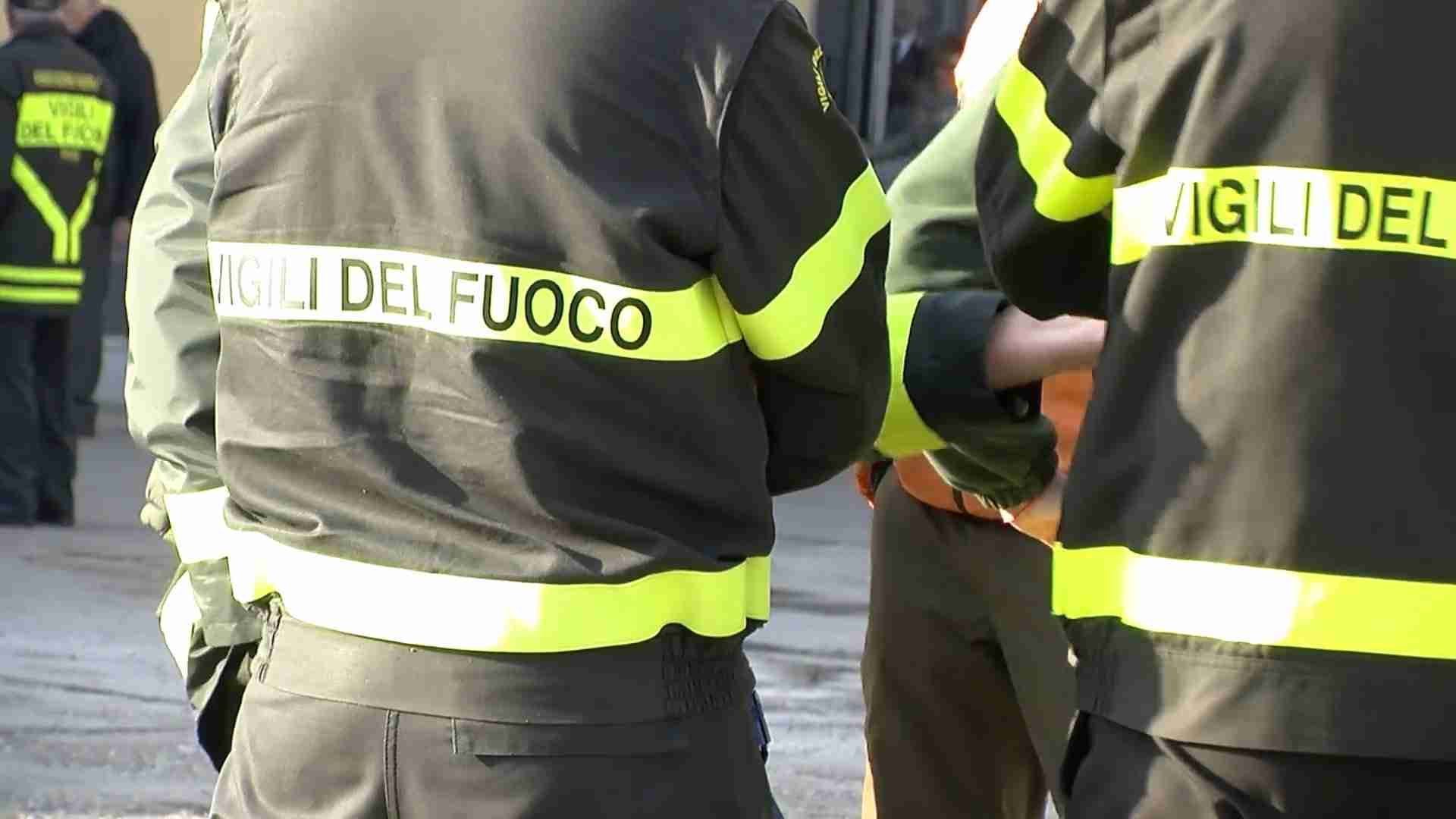 Milano, Incendio a Sesto San Giovanni: tre auto distrutte e un morto