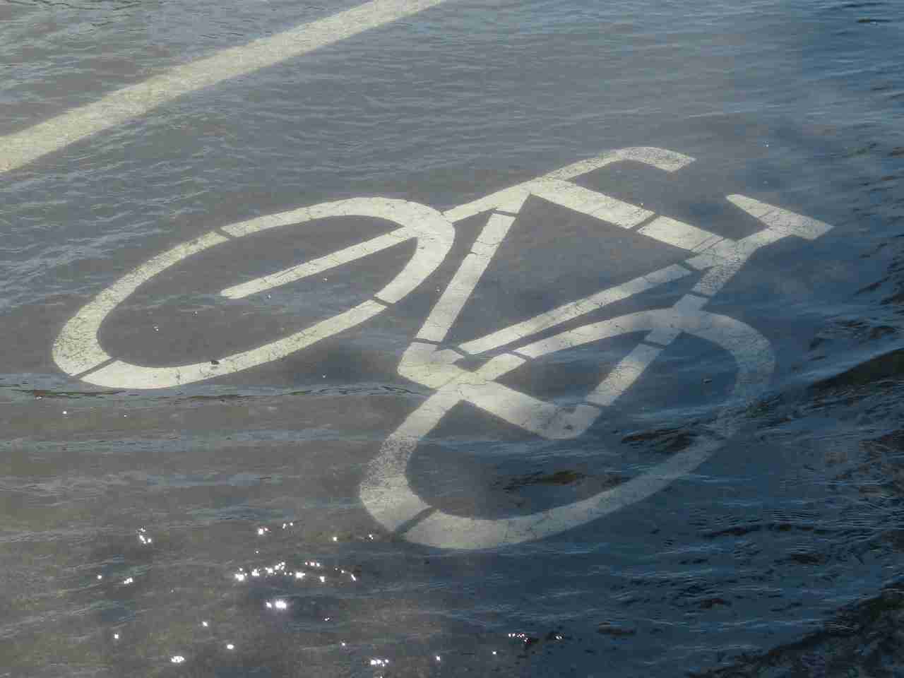 Milano sotto acqua, il 95% del suolo è impermeabile