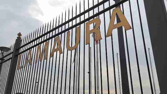 Milano, manca il numero legale in Consiglio: bloccata votazione su acquisto ”La Maura”