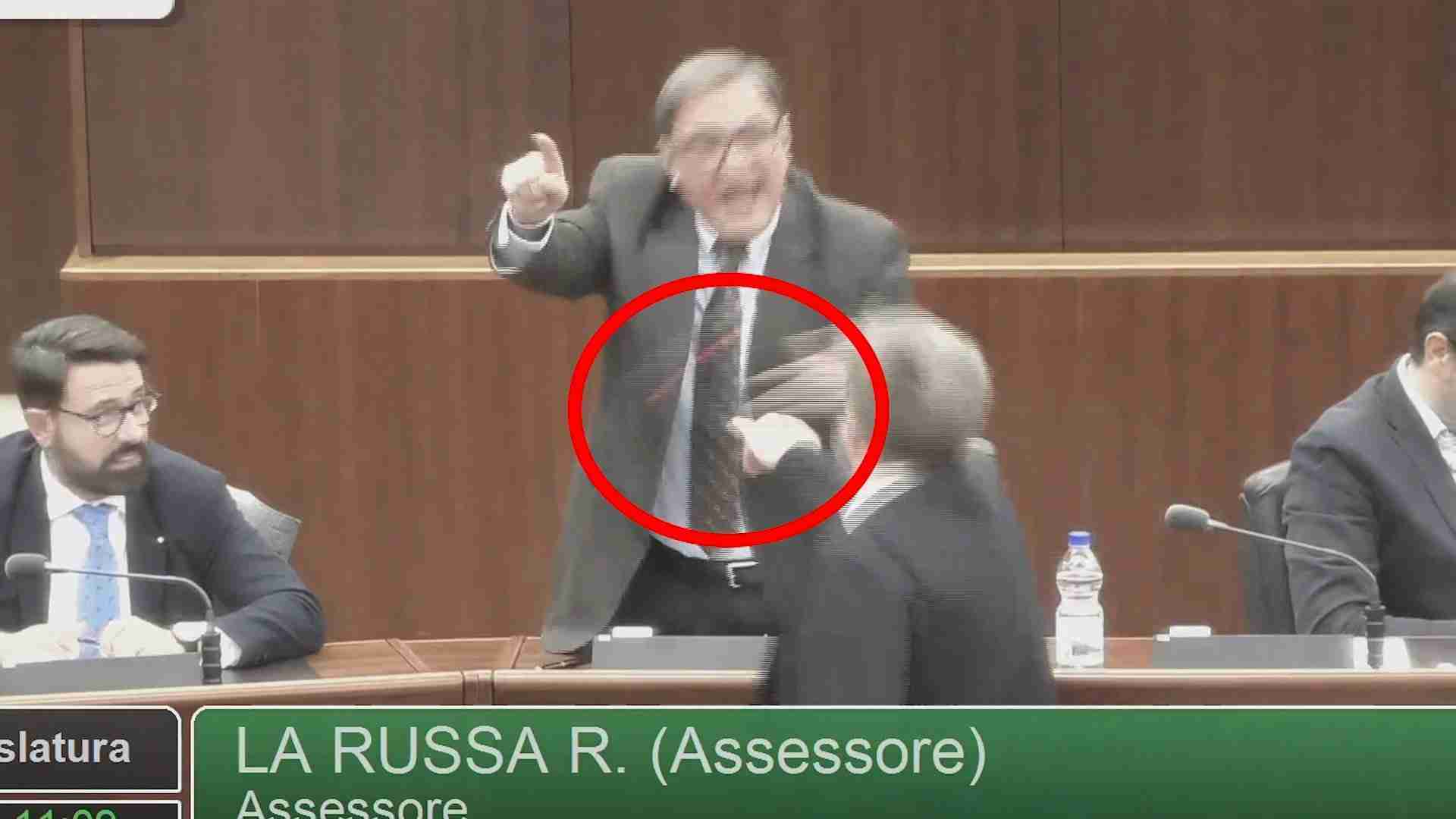 Majorino contro La Russa: urla e spintoni in aula del Consiglio regionale
