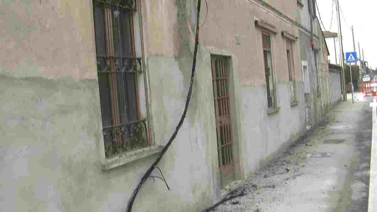 Tromello, i cavi elettrici vanno a fuoco: diverse case rimaste senza corrente