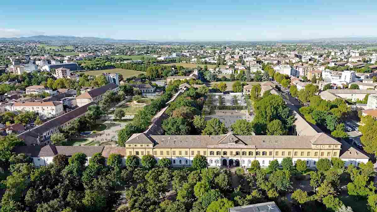 Voghera, recupero dell’ex caserma di cavalleria: ecco il progetto ideato dall’architetto Stefano Boeri
