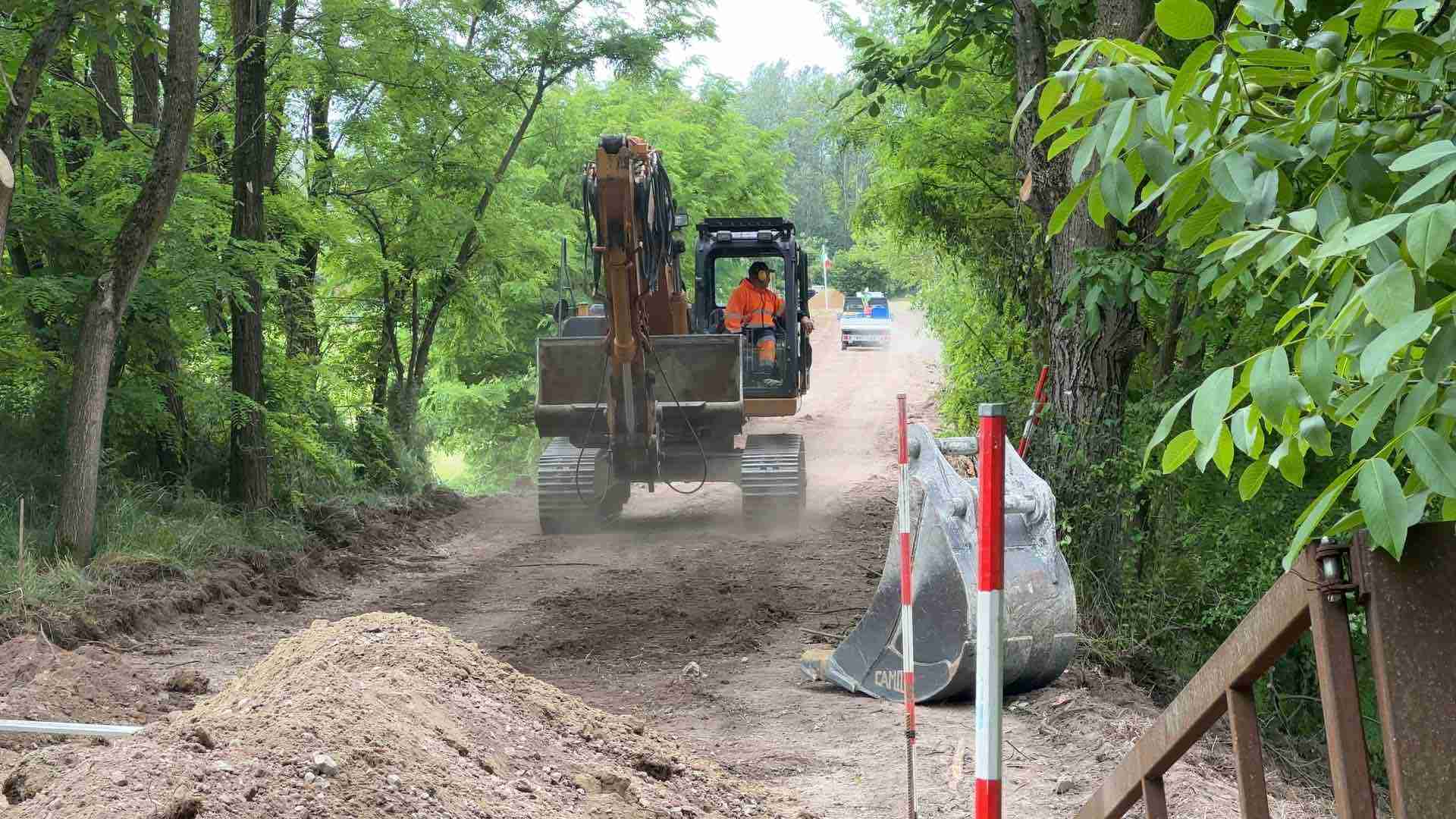 Ponte chiuso a Bressana, lavori alla strada alternativa per i mezzi di soccorso: venerdì l’assemblea