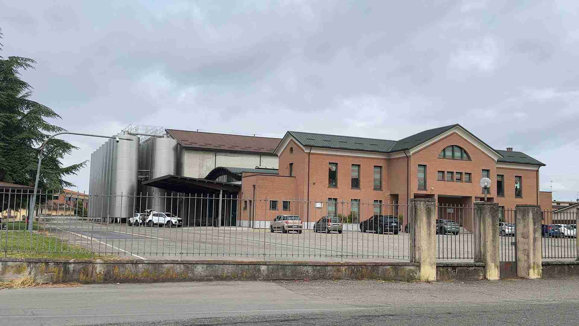 Broni, la cantina Terre d’Oltrepò nel mirino dei ladri di rame: indagini in corso