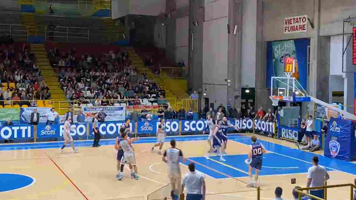 Playoff serie B basket, Pavia sull’1-1 con Oderzo. Volley, Uiv vince la finale d’andata e vede la promozione in B2