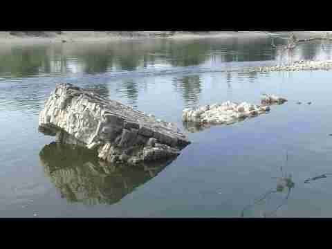 Suardi, la secca del Po ha fatto riemergere nuovi resti dell’antico centro abitato sommerso dal fiume 218 anni fa