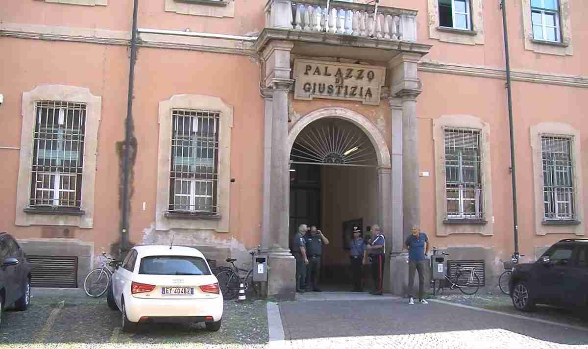 Troppe battute sessiste, perciò la pm che indagò su Sempio lasciò la procura di Pavia