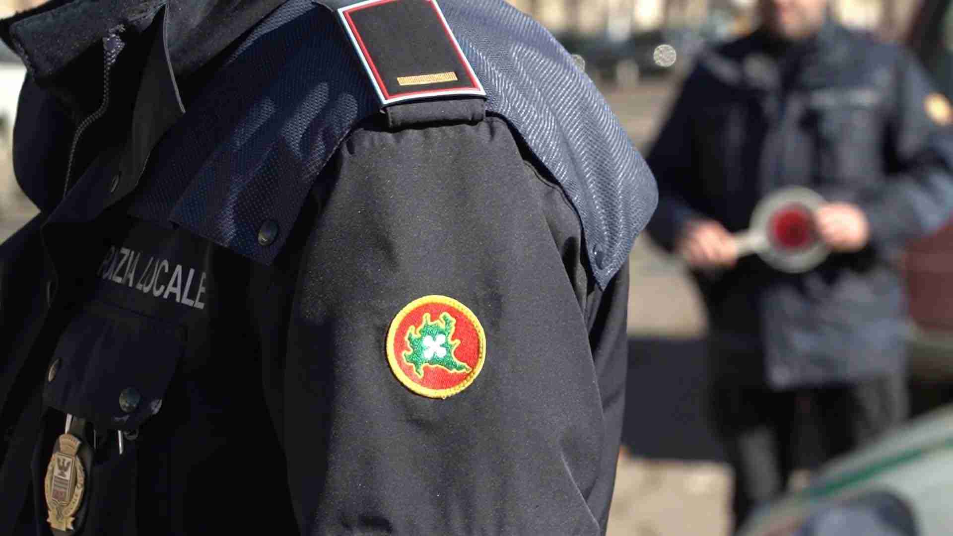 Voghera, via ai controlli straordinari della polizia locale in zona stazione: un fermo per furto