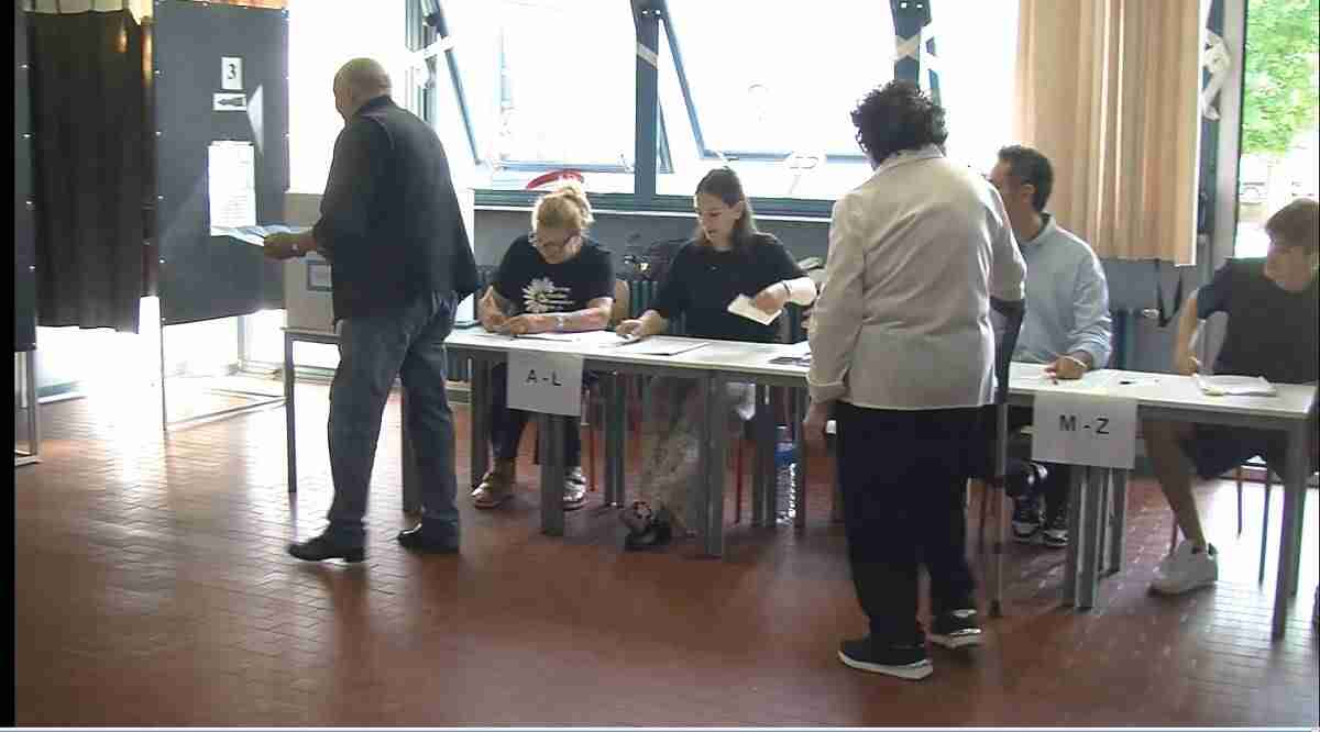 Vigevano, fuori dal consiglio comunale per un voto: ricorre al Tar