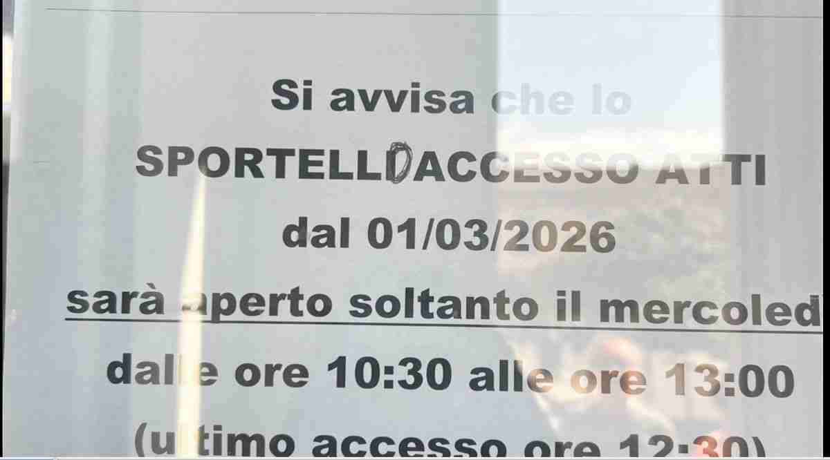 Vigevano: troppe code all’ufficio tecnico: la protesta di tecnici e cittadini