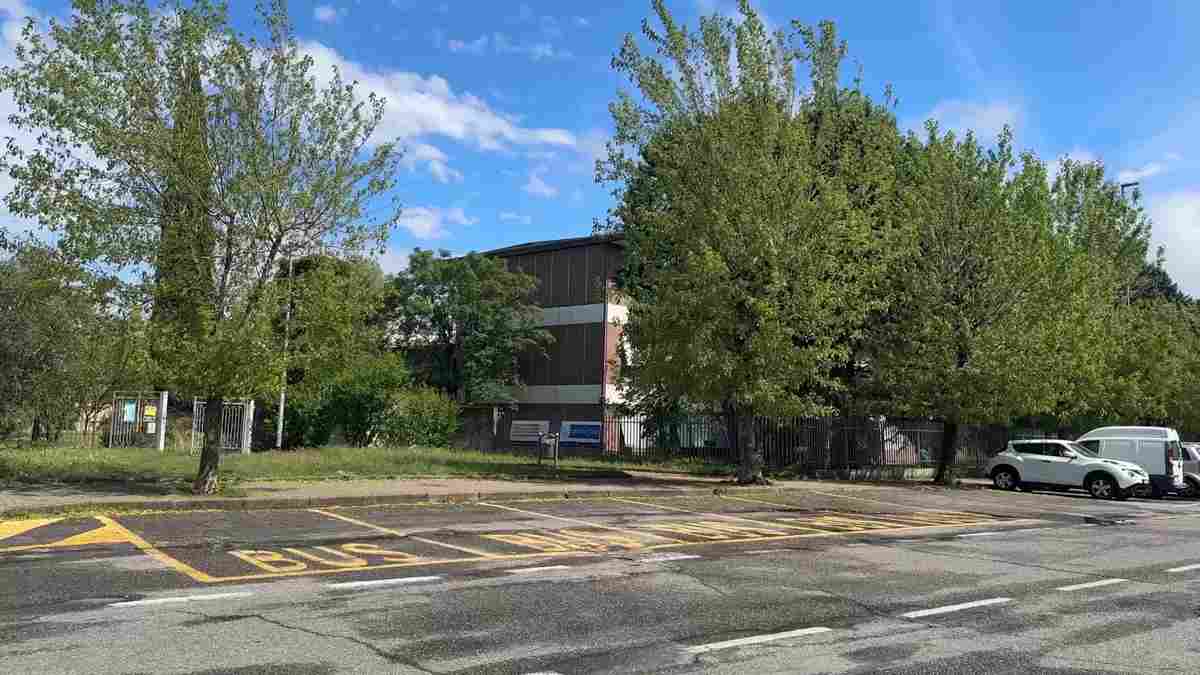 Liceo Golgi di Broni, genitori e studenti insistono: ”Ora serve il progetto per la nuova struttura”