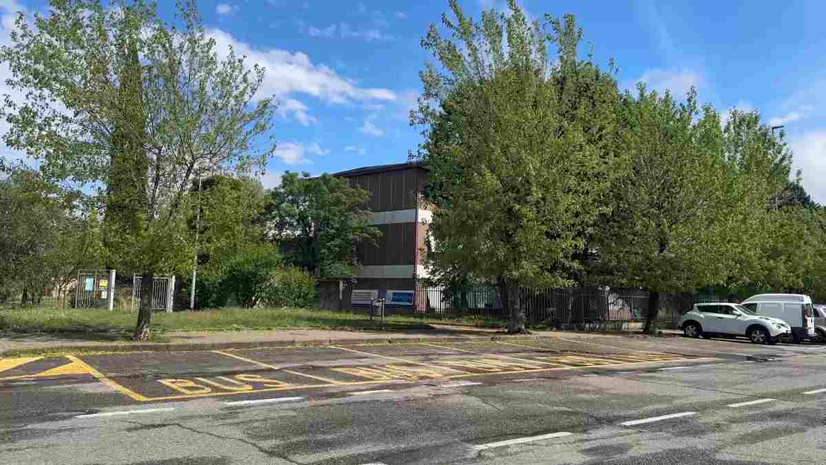 Broni, il liceo Golgi riaprirà in presenza il 14 settembre a tutti gli studenti: atteso entro l’estate il progetto della nuova scuola