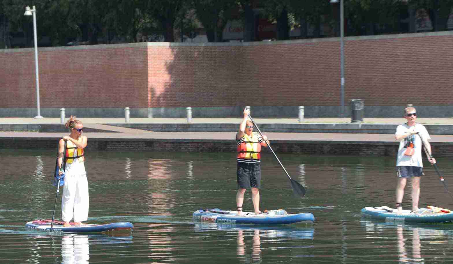 Fare il bagno in Darsena: sogno d’estate o follia per i milanesi?