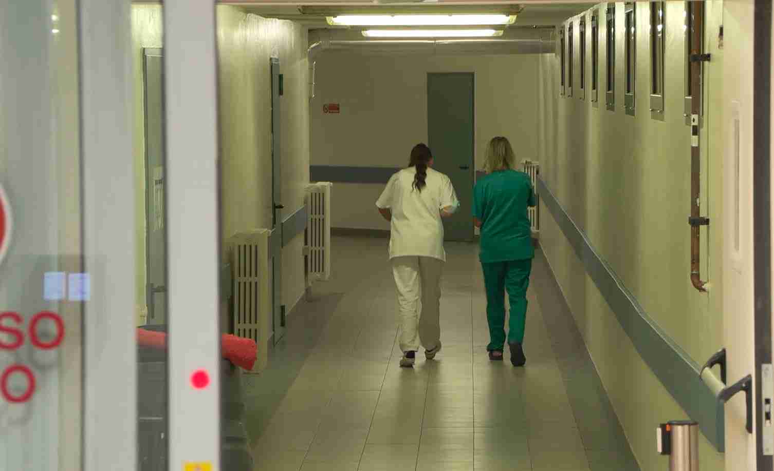 Liste d’attesa, migliorano i dati ma scoppia la polemica. Il Pd: ‘Non basta’
