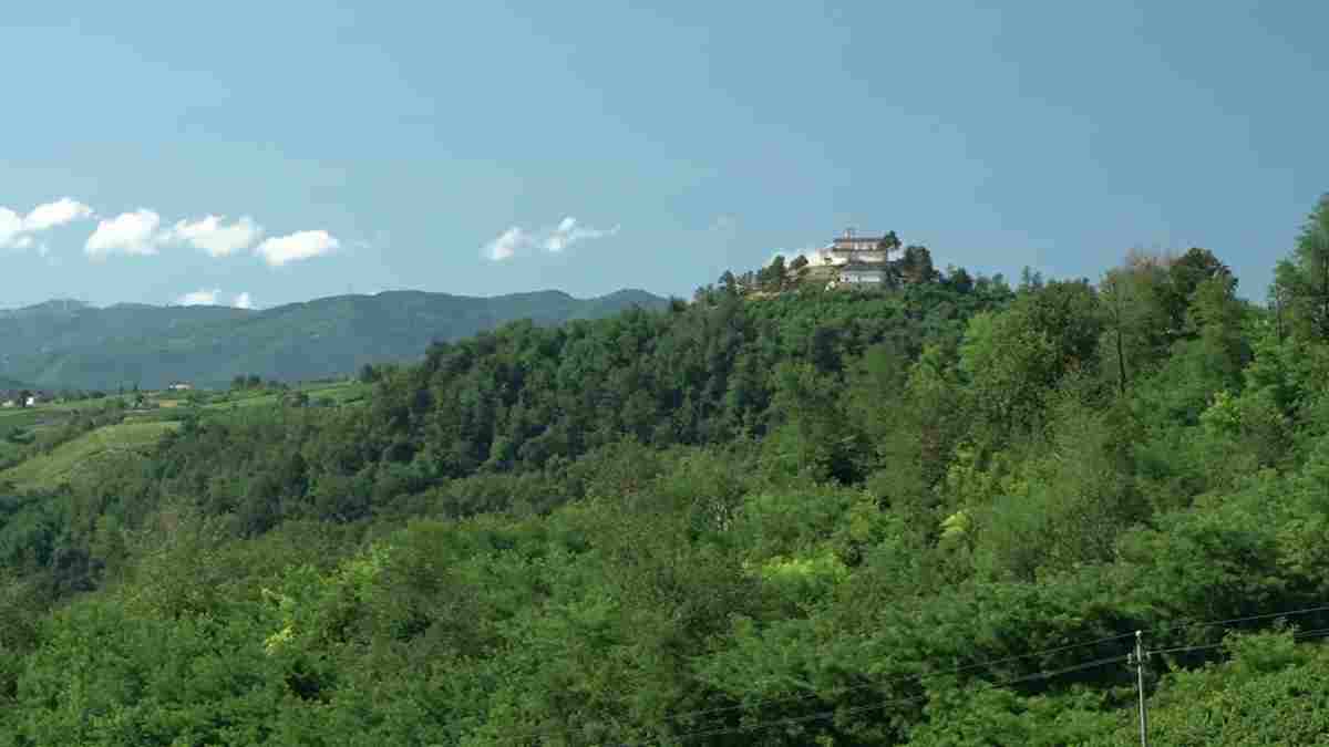 Oltrepò, in aumento le prenotazioni negli agriturismi nel mese di agosto: prevalgono i ”mordi e fuggi”