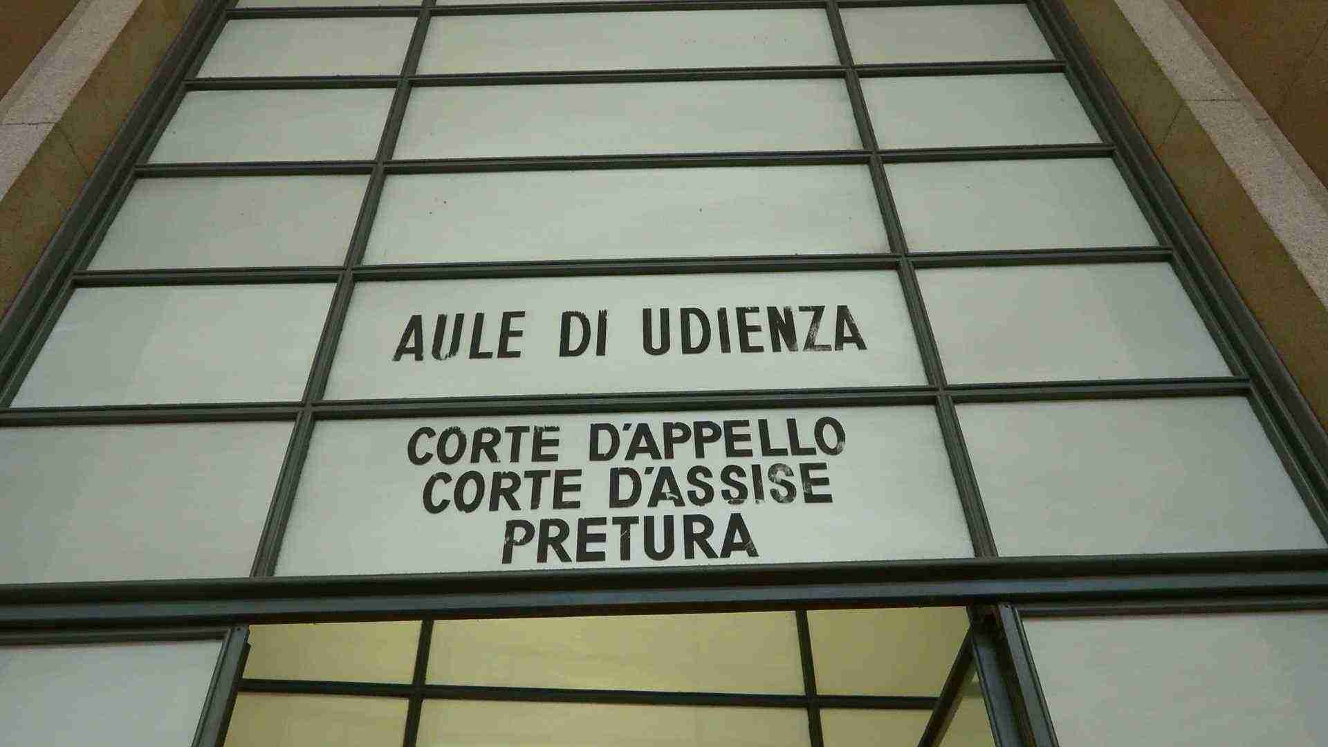 Giustizia, meno arretrati ma più affanno: la Lombardia troppo litigiosa