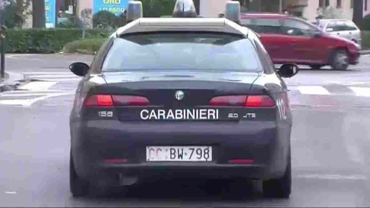 Voghera, inseguito dai carabinieri e fermato: 33enne marocchino viaggiava a bordo di un’auto rubata, denunciato a piede libero