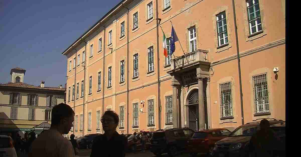Garlasco, dall’impronta 33 alla scarpa a pallini, le carte della procura contro Sempio