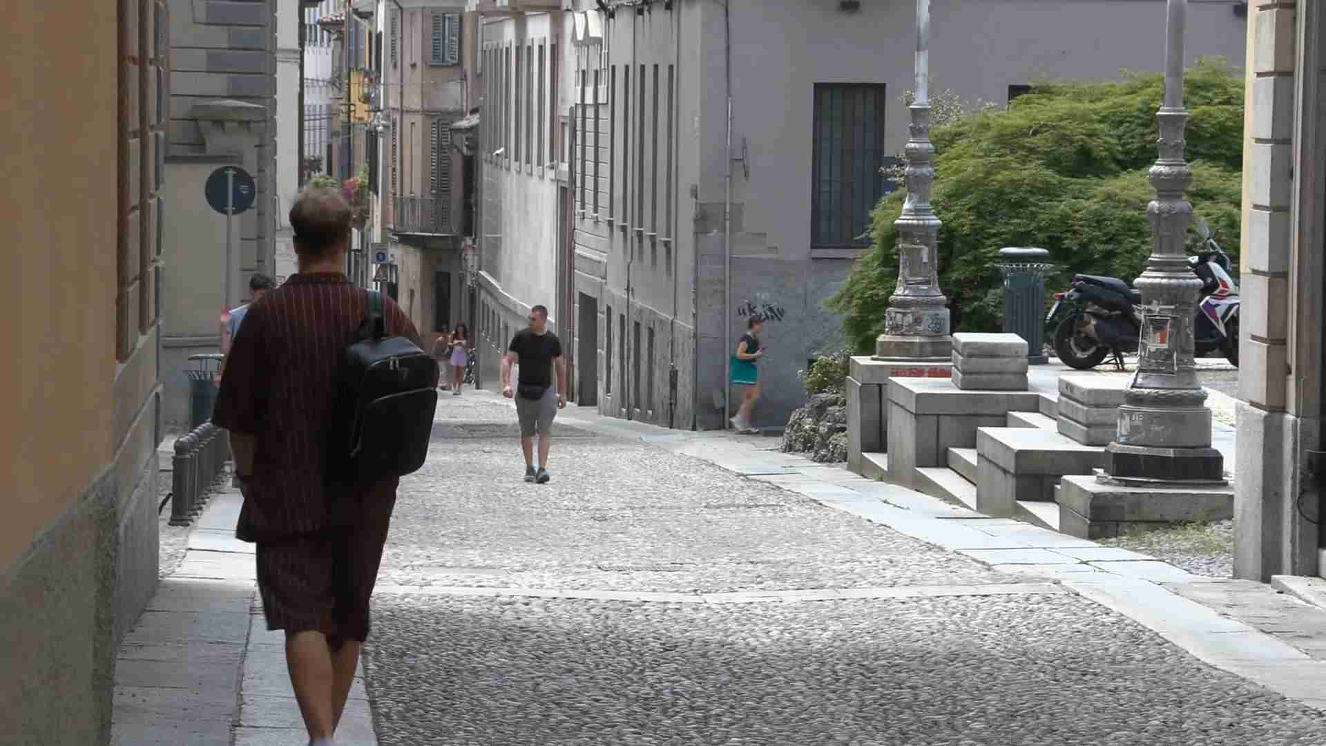 Pavia, il cambiamento climatico in consiglio comunale: ”Via asfalto e cemento, spazio al verde”