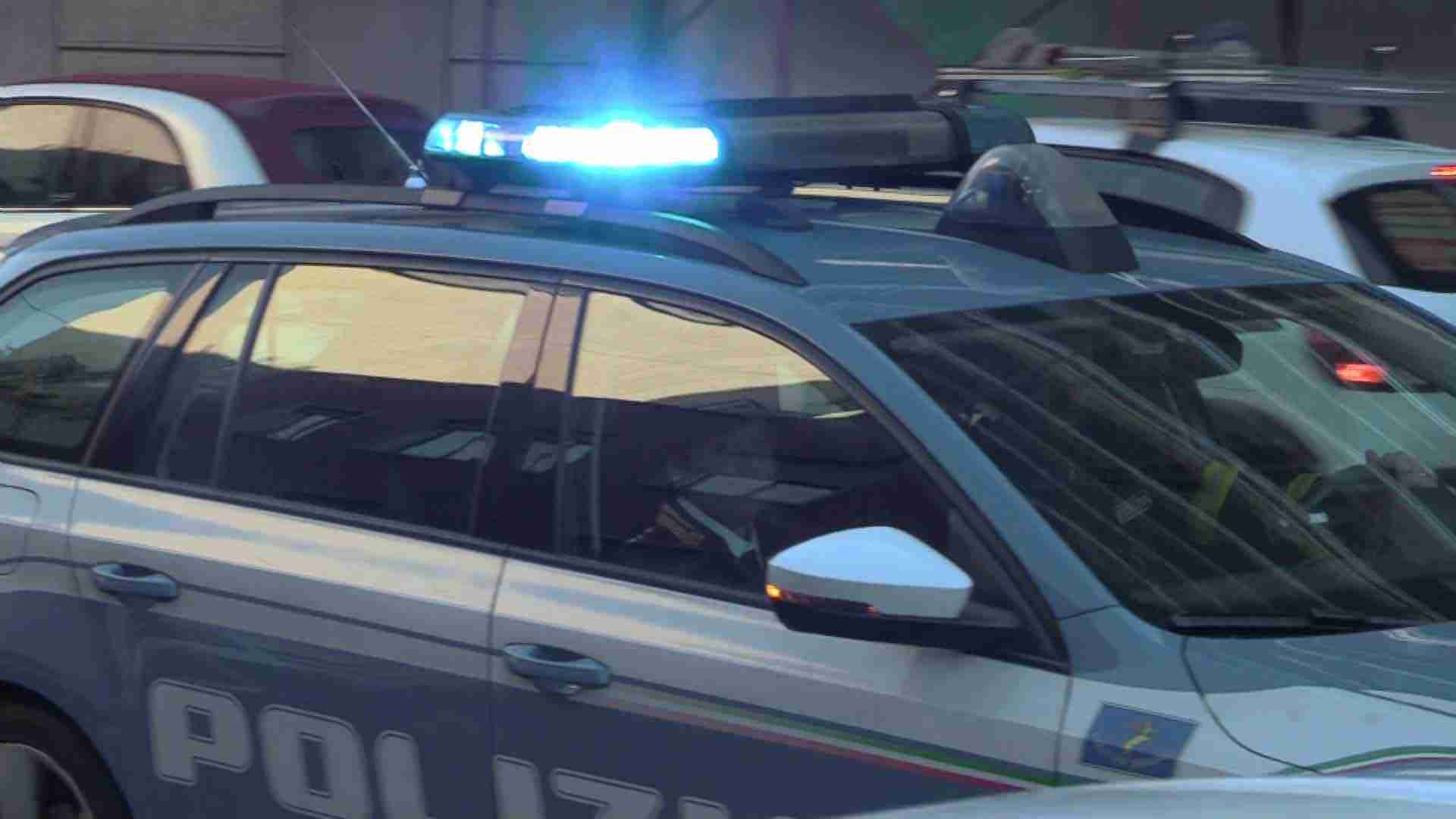 Pavia, giro di vite sulla sicurezza: 83 identificati, droga sequestrata e patenti ritirate