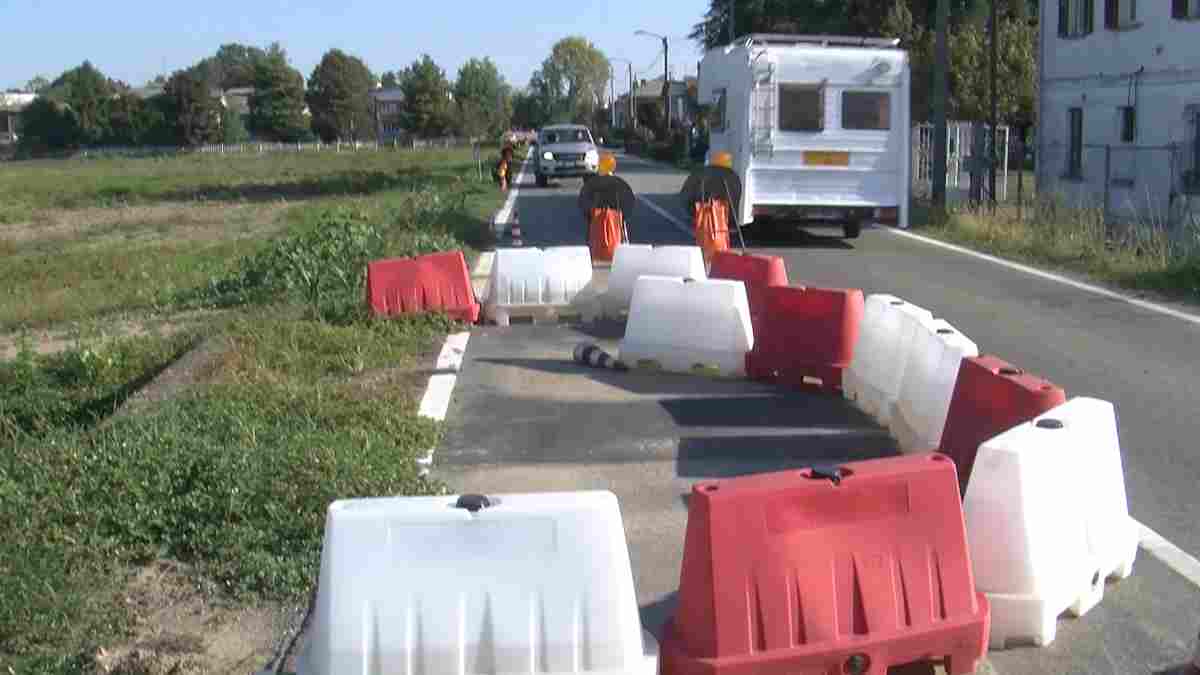 Candia, preoccupa per l’inverno il doppio restringimento di carreggiata sulla strada per Cozzo