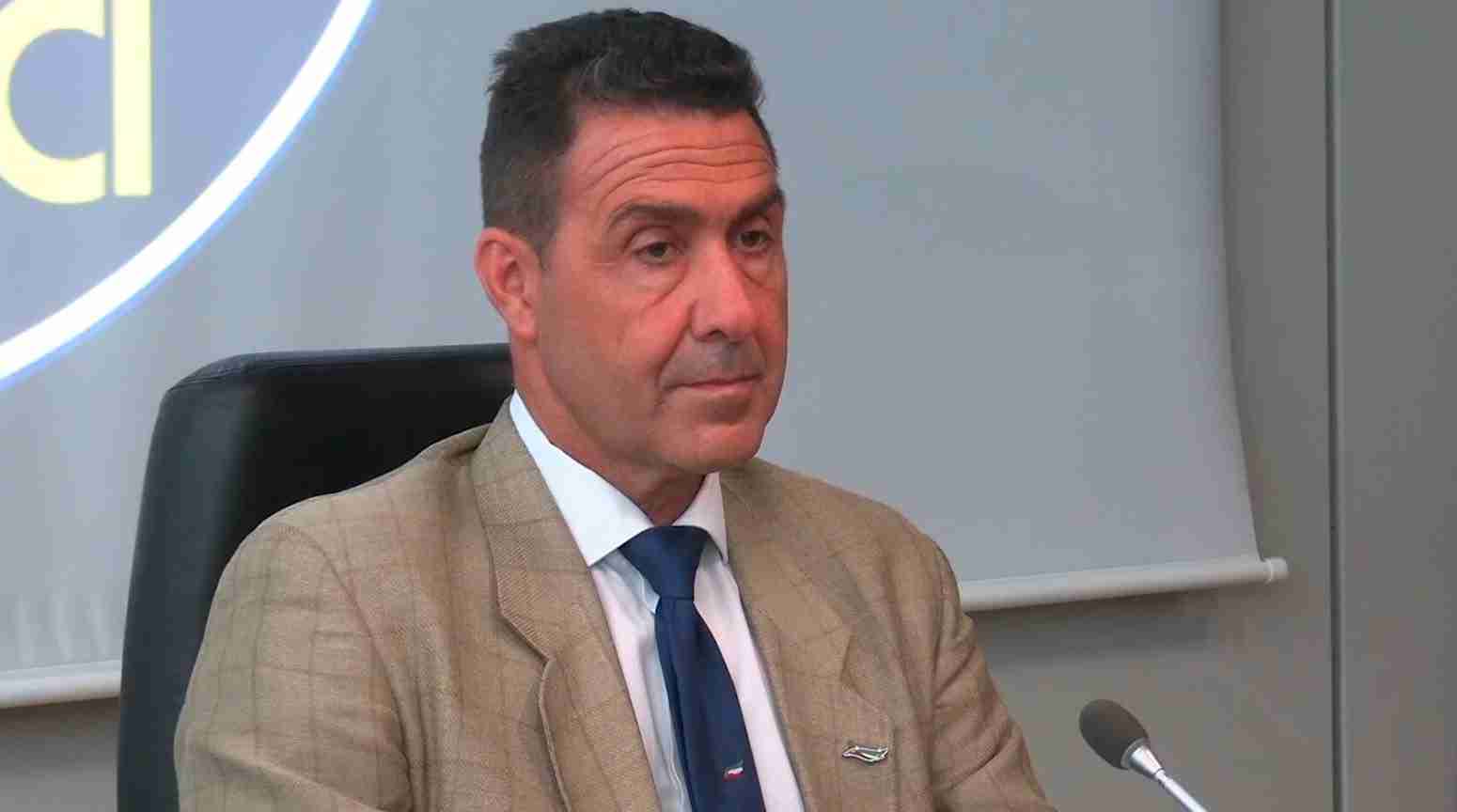Il Fenomeno Vannacci spacca l’Italia: c’è chi lo sostiene e chi lo teme